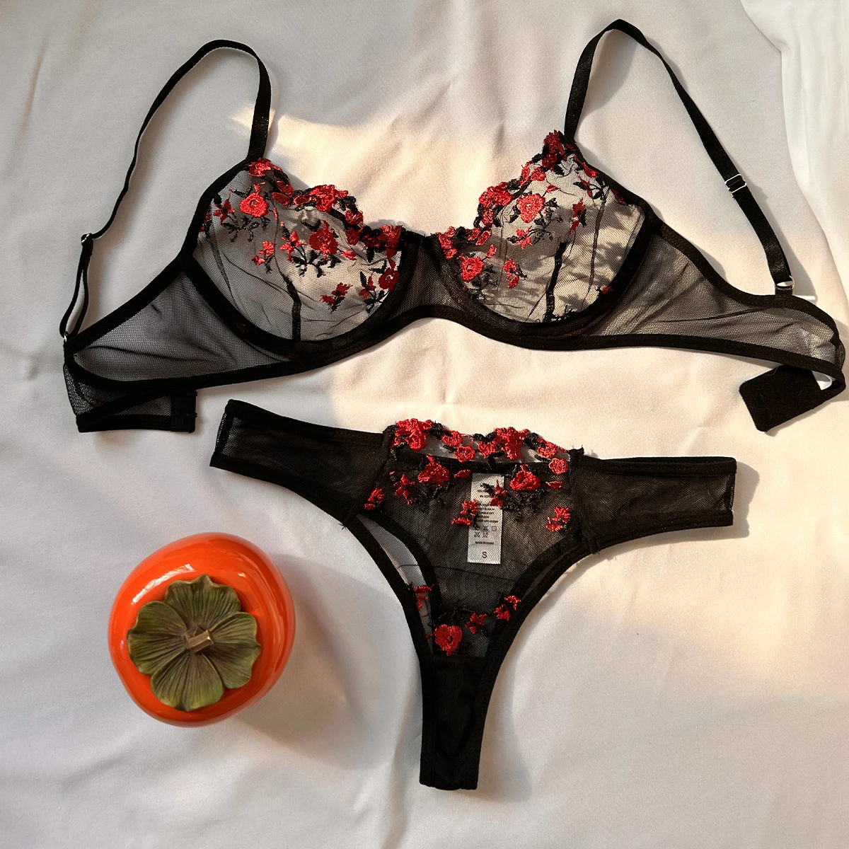 New Sexy Exotic Embroidered Print Push Up Lingerie Underwear Set