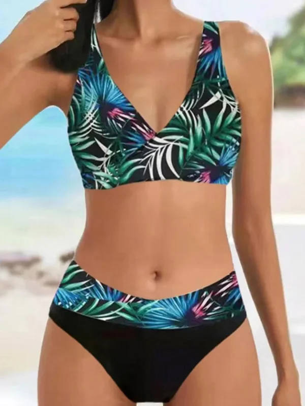 Beautiful Various Pattern V Neck Summer Beachwear Bikini Set - Image 6